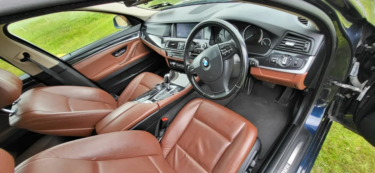 BMW 5-Series 2014 - Image 2