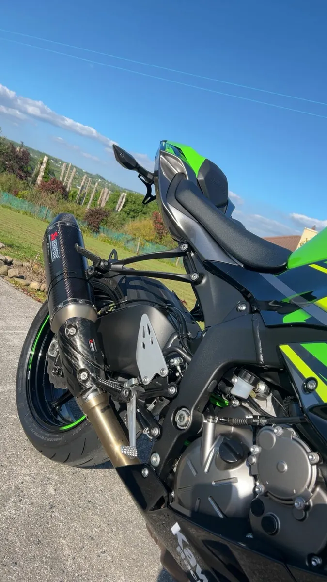 Kawasaki ZX636R - Image 2