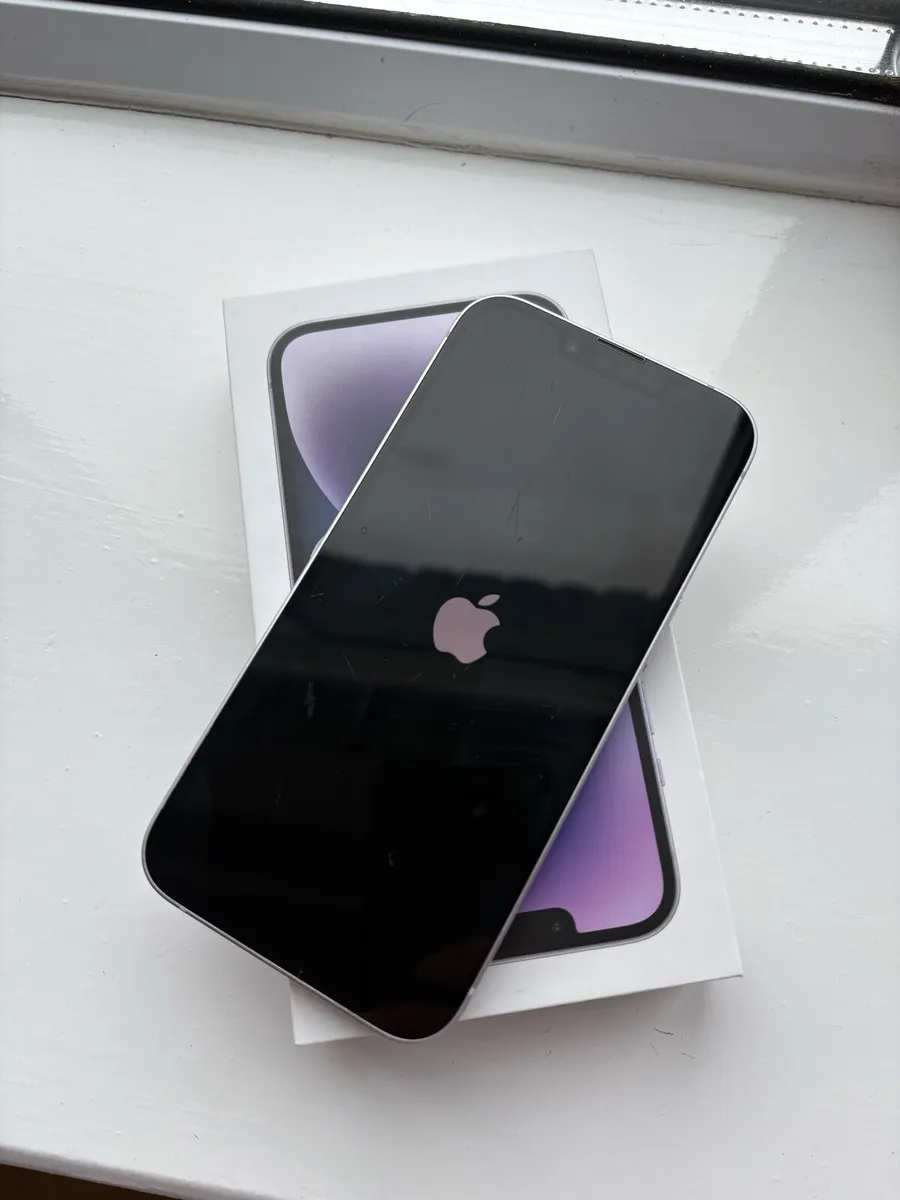 iPhone 14 - Image 2