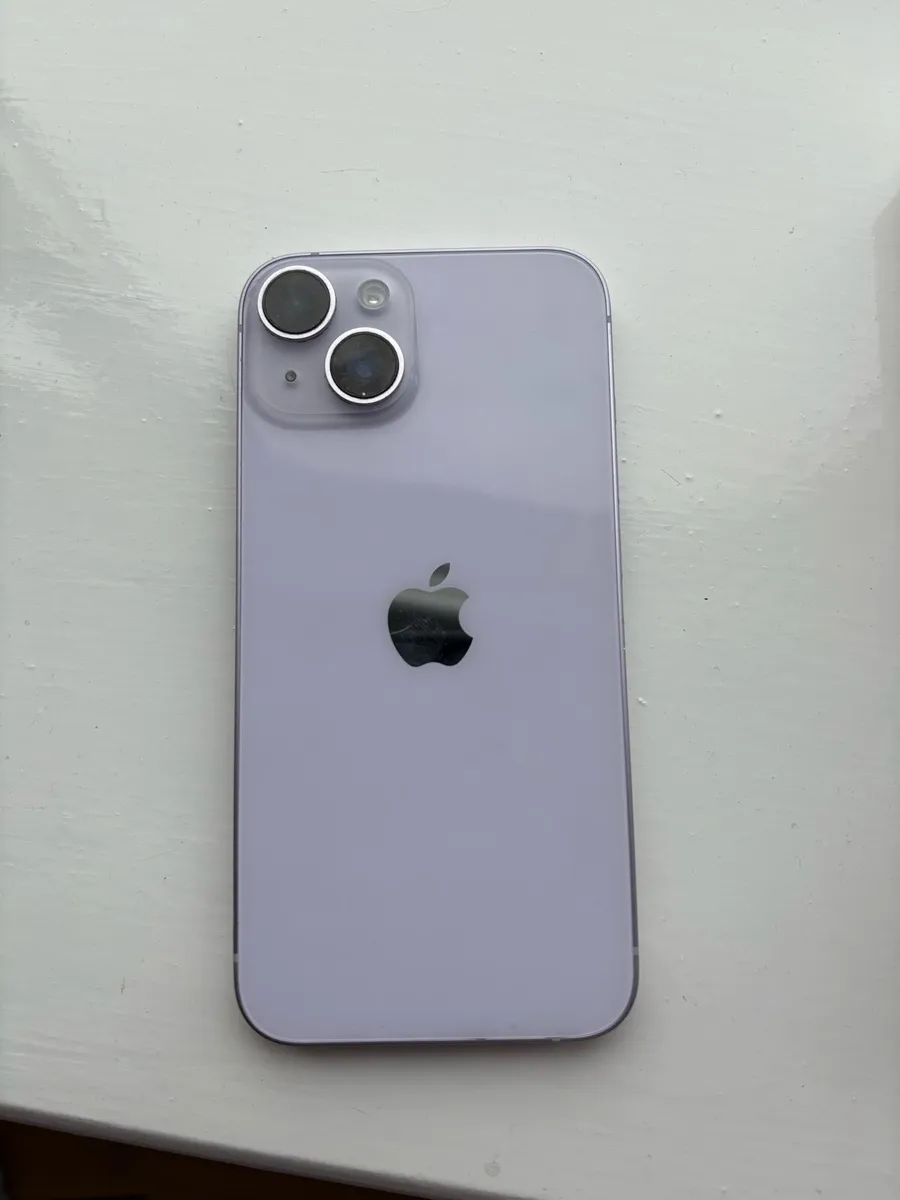 iPhone 14 - Image 3