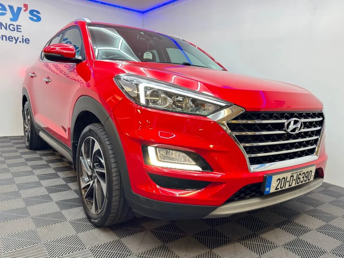 Hyundai Tucson 2WD Executiveplus  Black Leather - Image 3