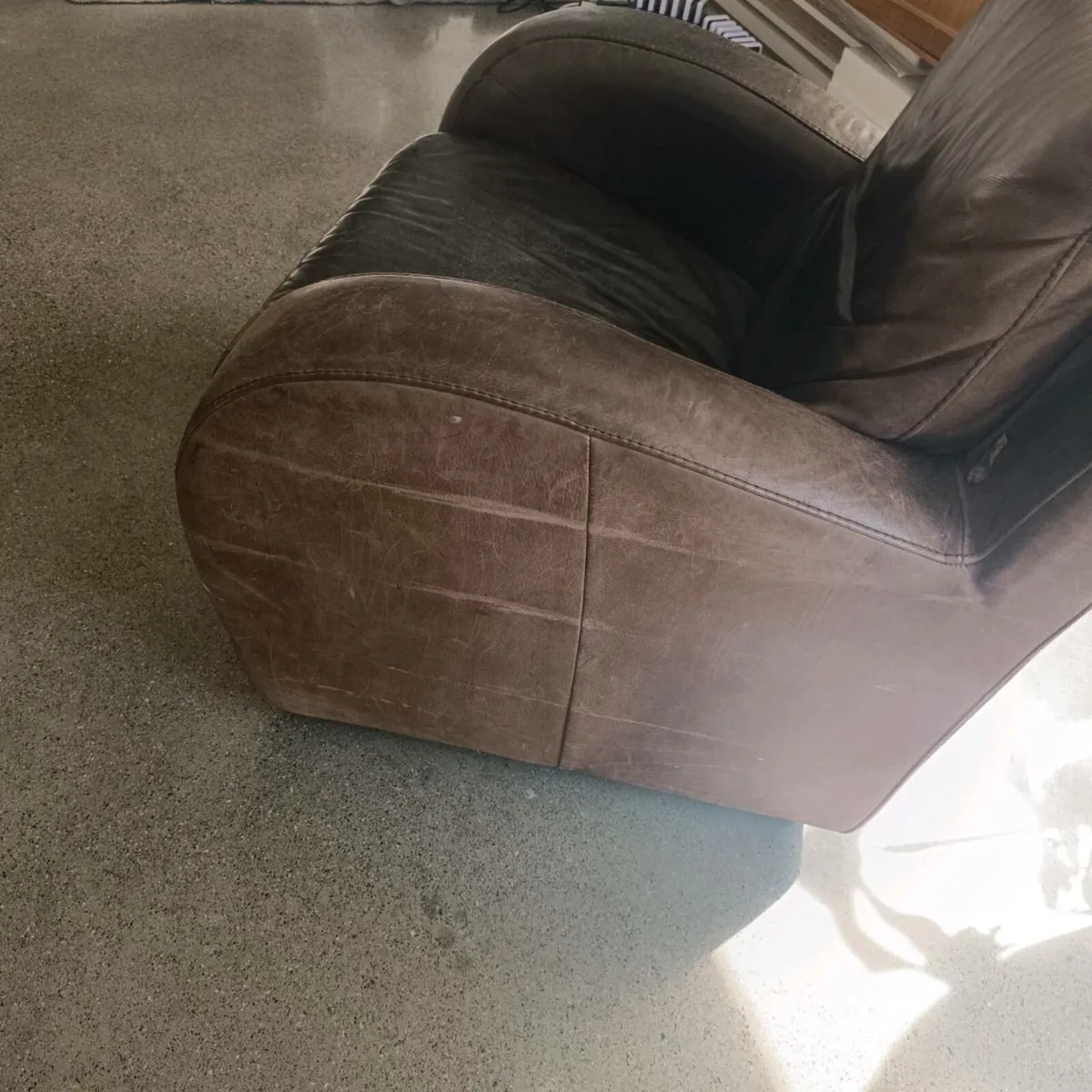 Armchair - Image 4
