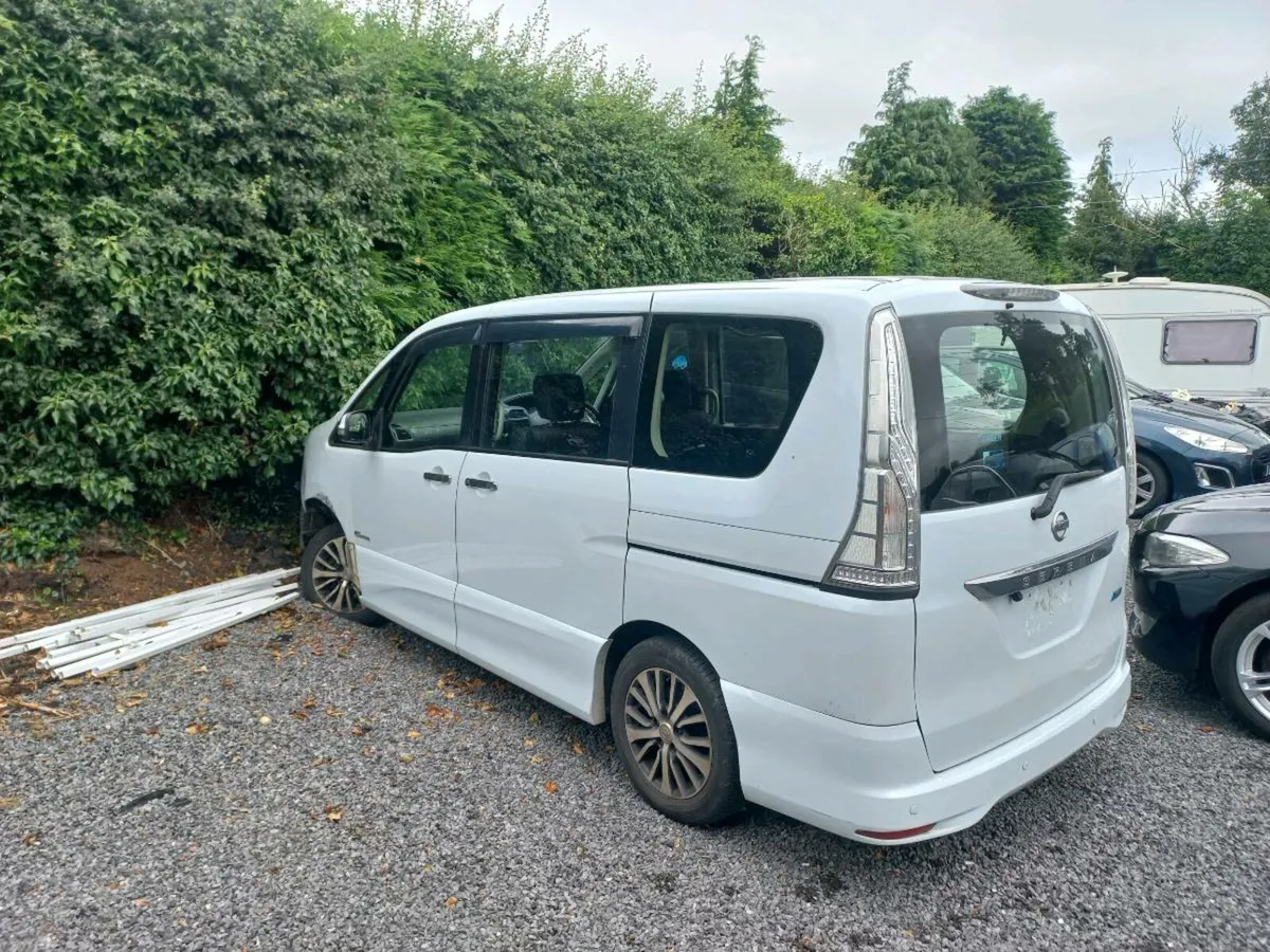 Nissan serena - Image 1