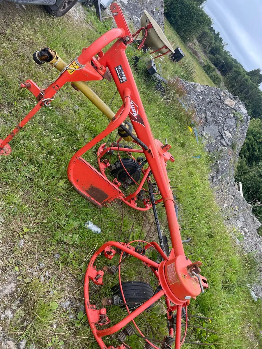 Kuhn 300 Haybob