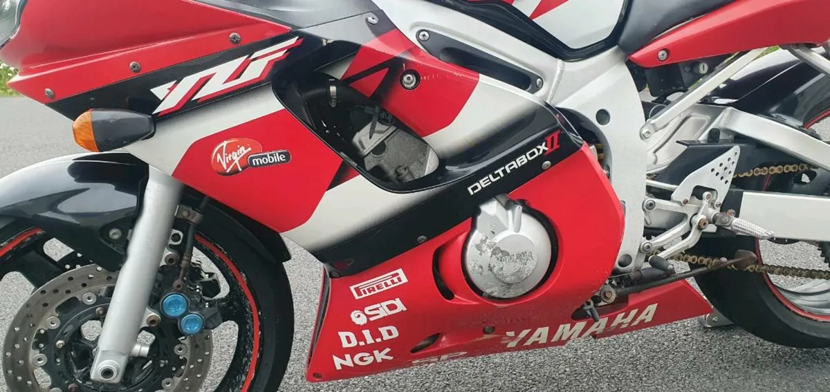 Yamaha r6 - Image 2