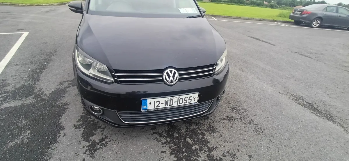 Volkswagen Touran 2012 - Image 1