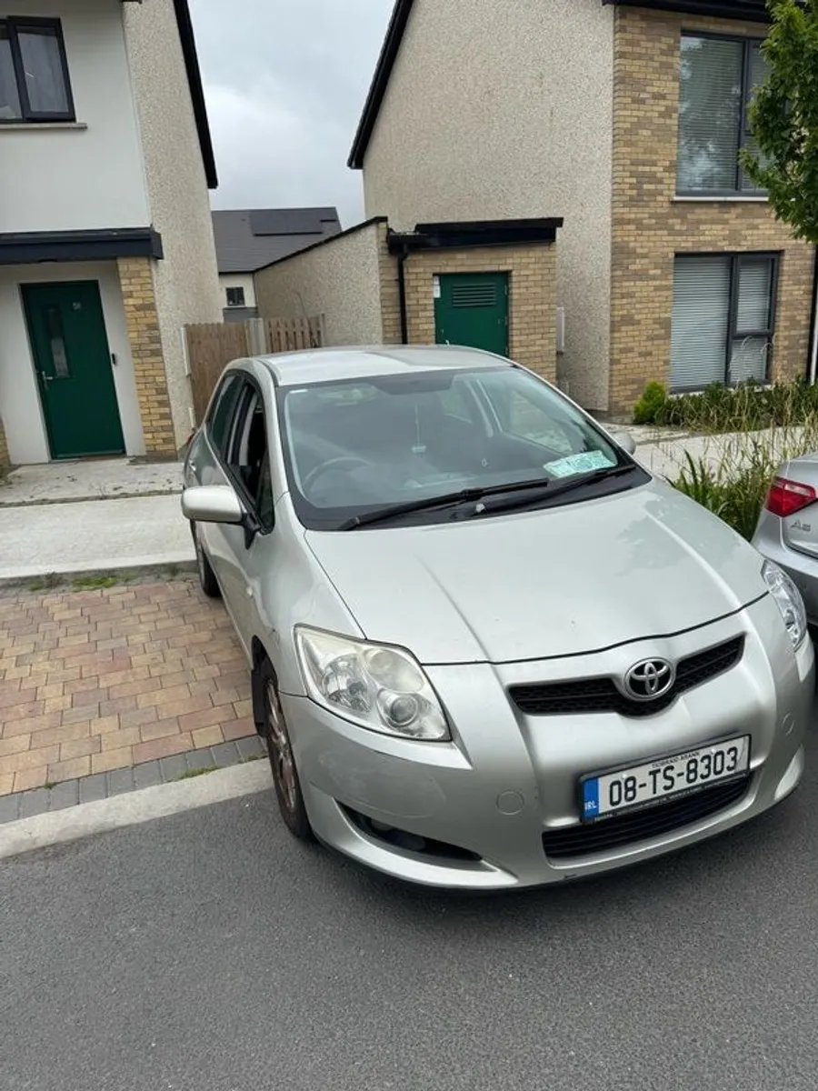 2008 Toyota Auris - Image 1