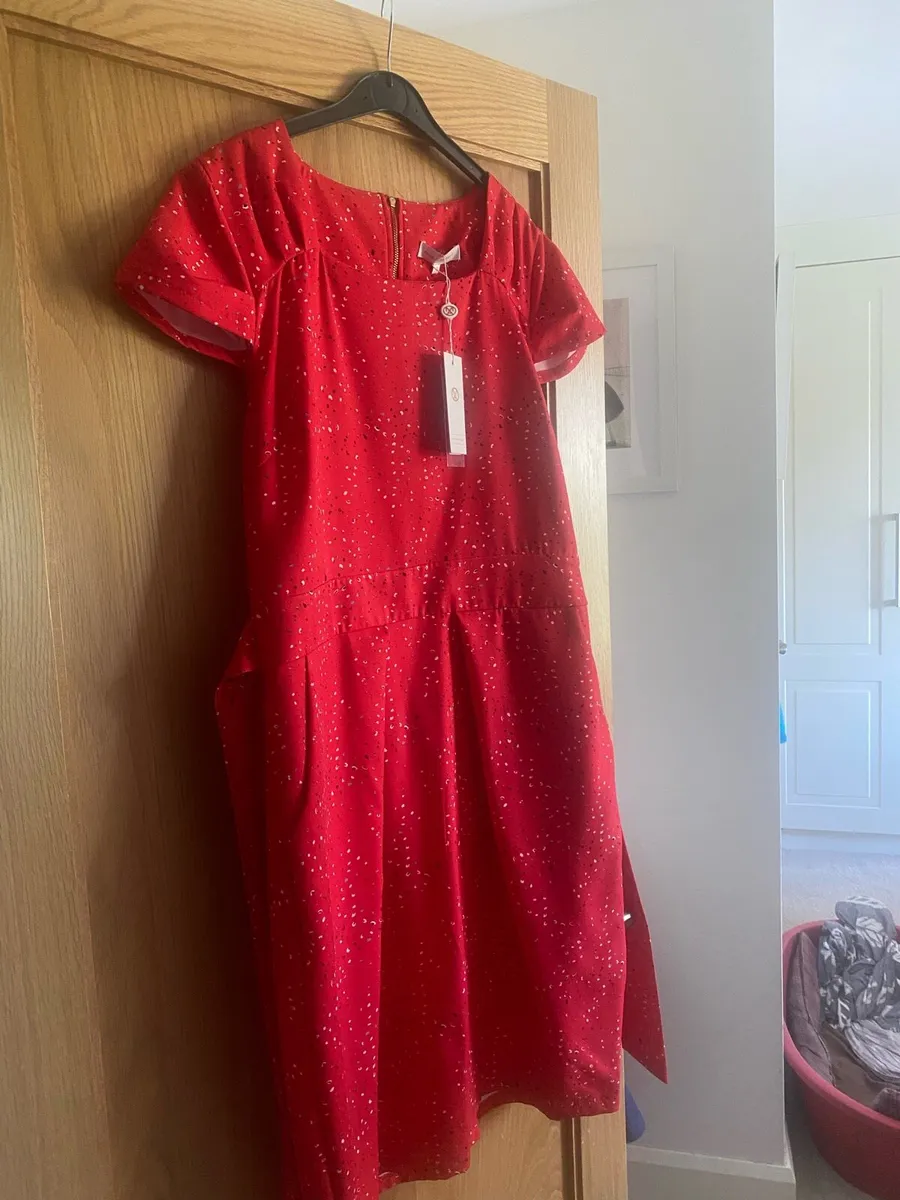 Women’s clothes