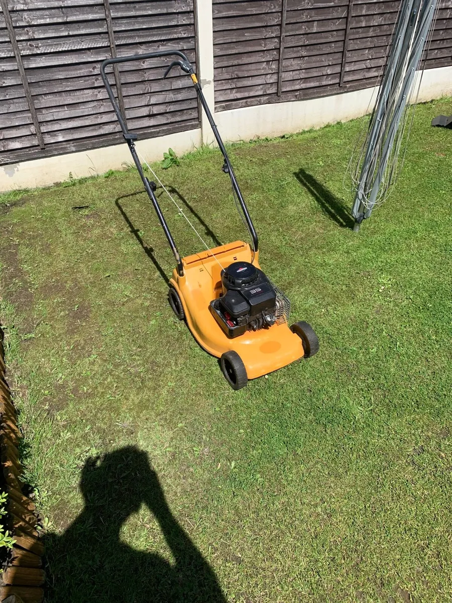 Lawnmower -BO BOX - Image 2