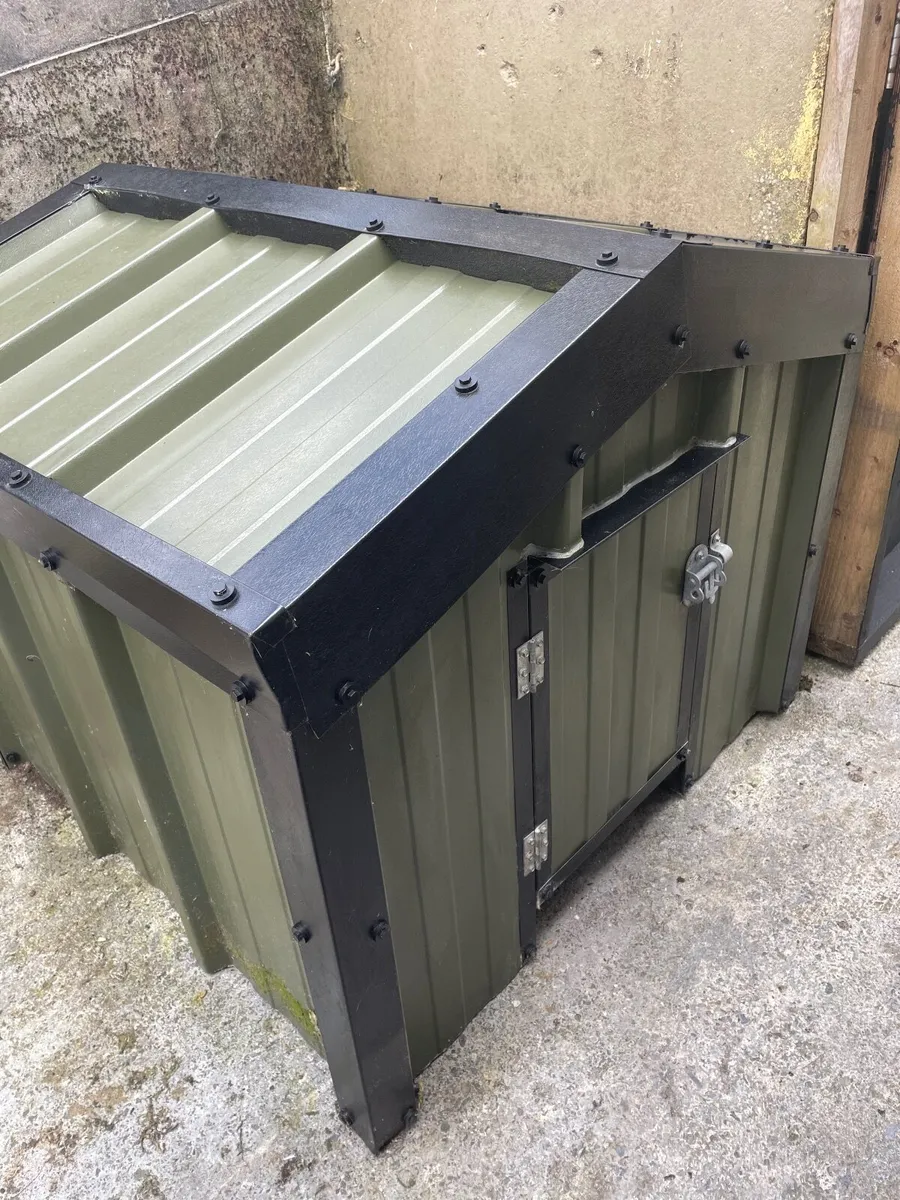 Dog house - Image 3