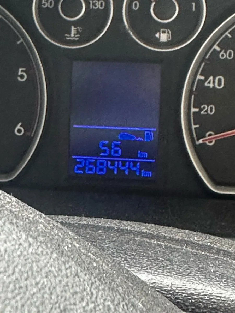 Hyundai i30 - Image 4