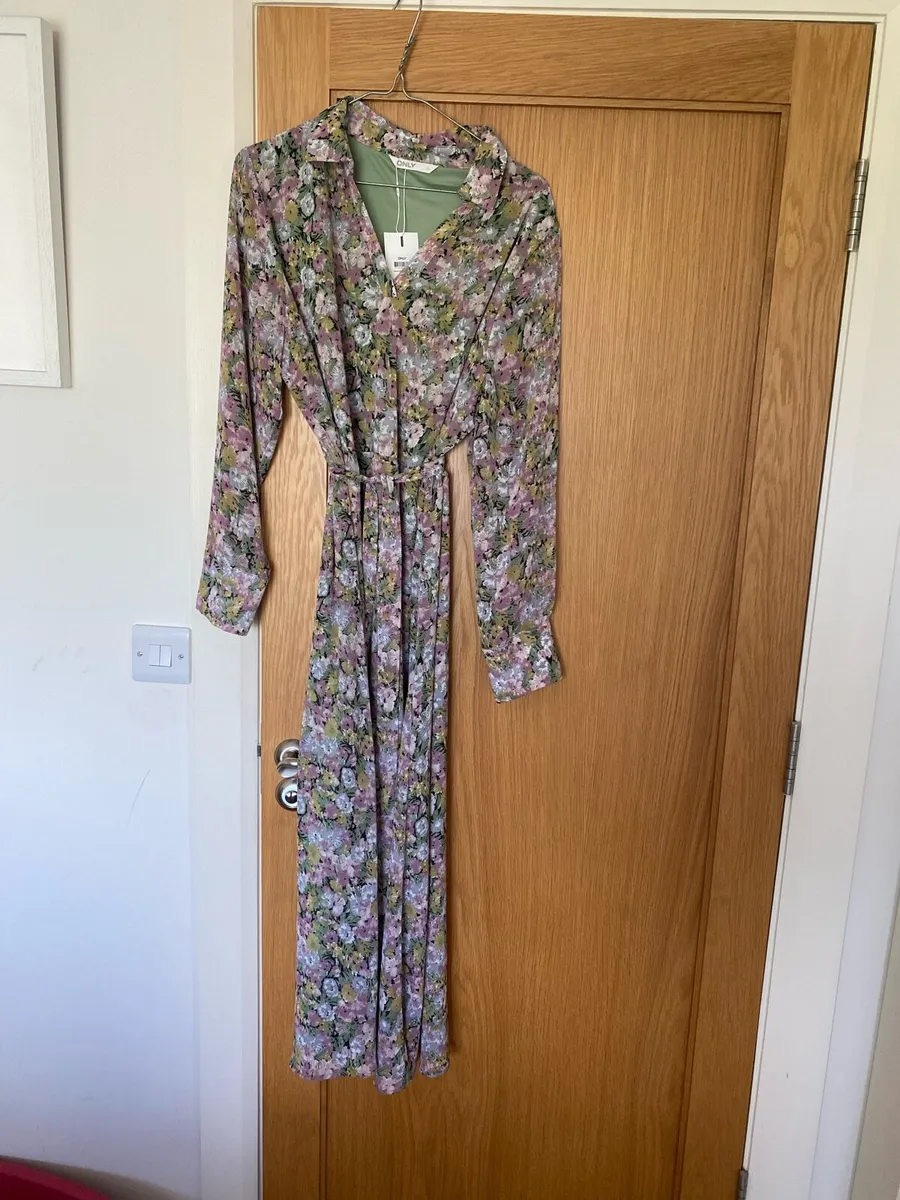 Women’s clothes