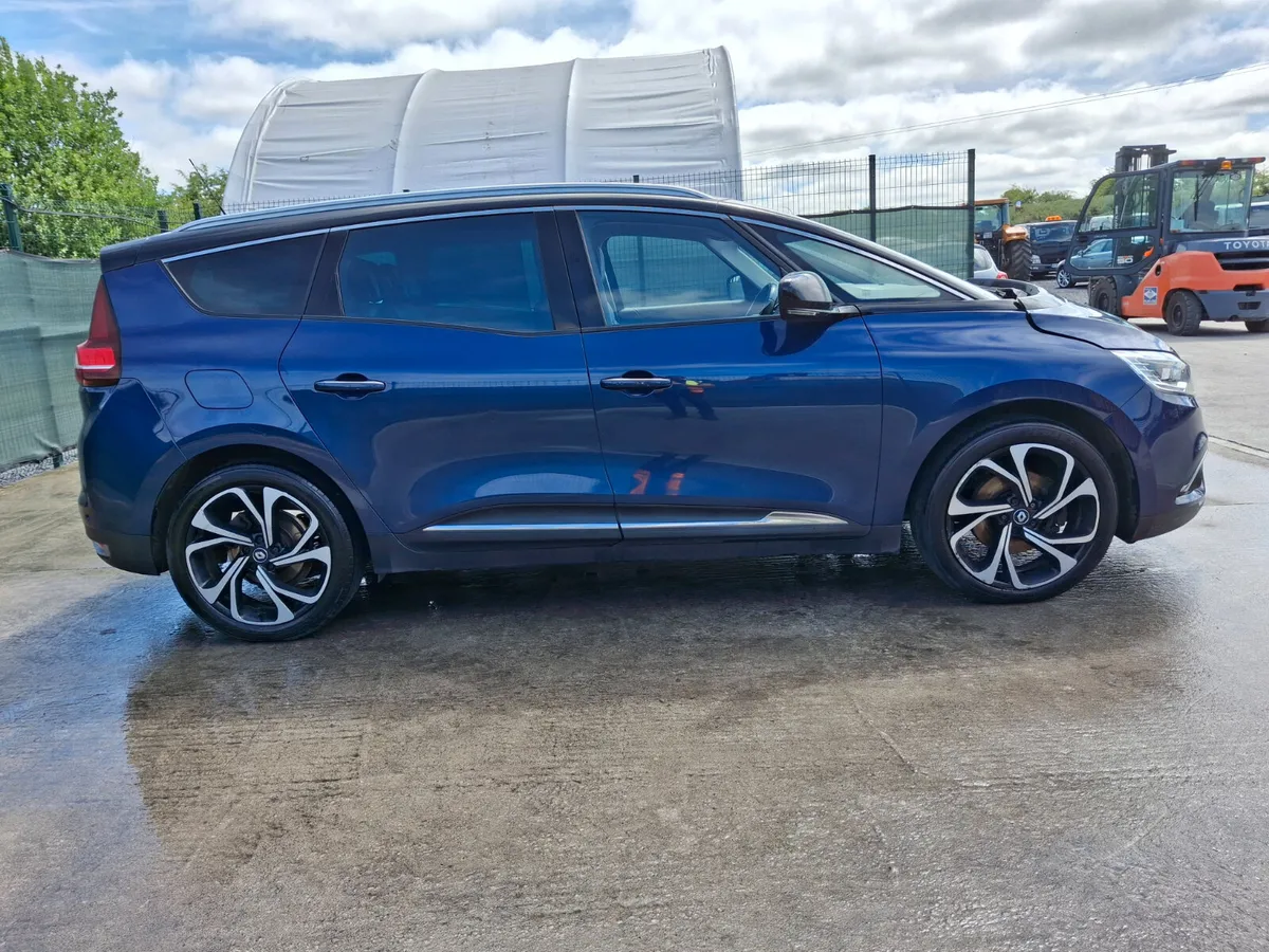2017 Renault Grand Scenic 7 seater  Auto - Image 4