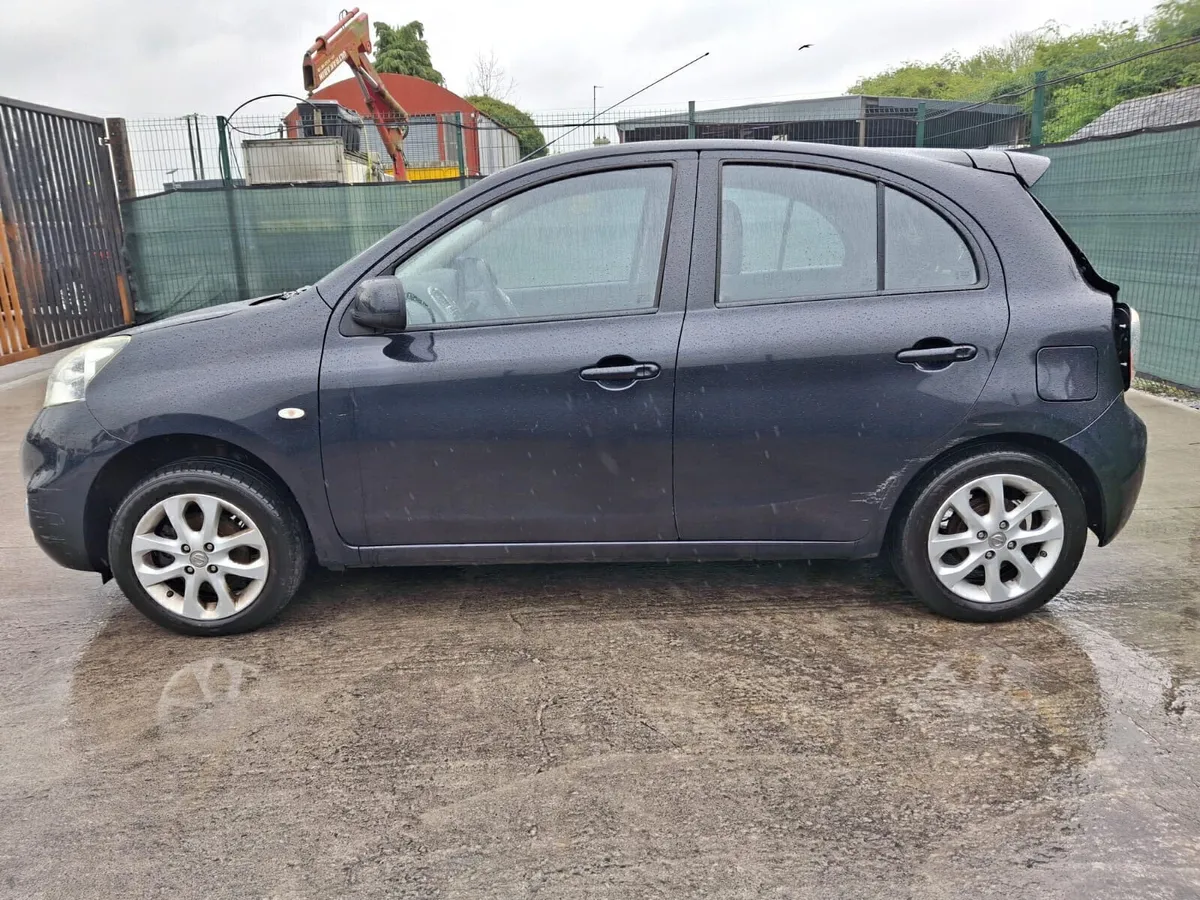 152 Nissan Micra  drive home - Image 4