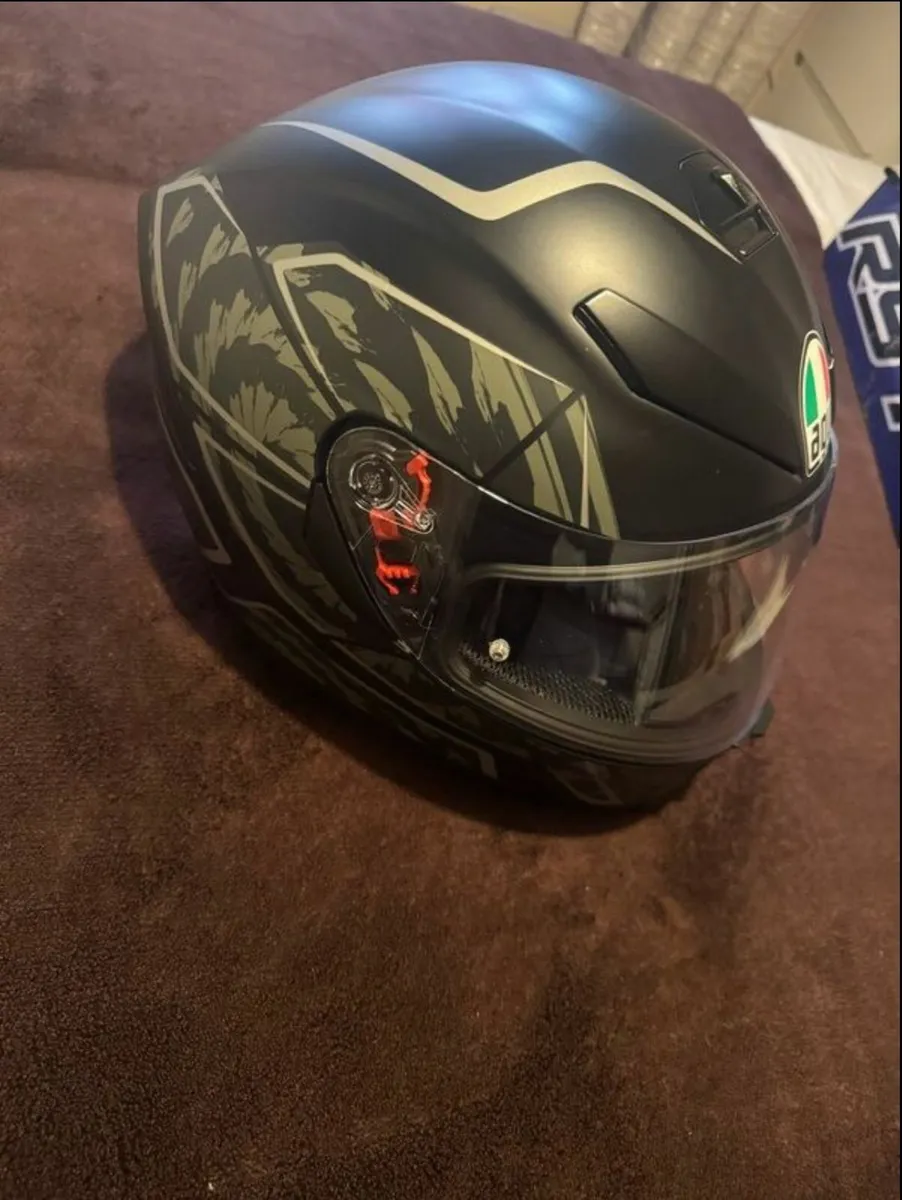 AGV K5 S TORNADO MATT BLACK - SILVER (brand new) - Image 3