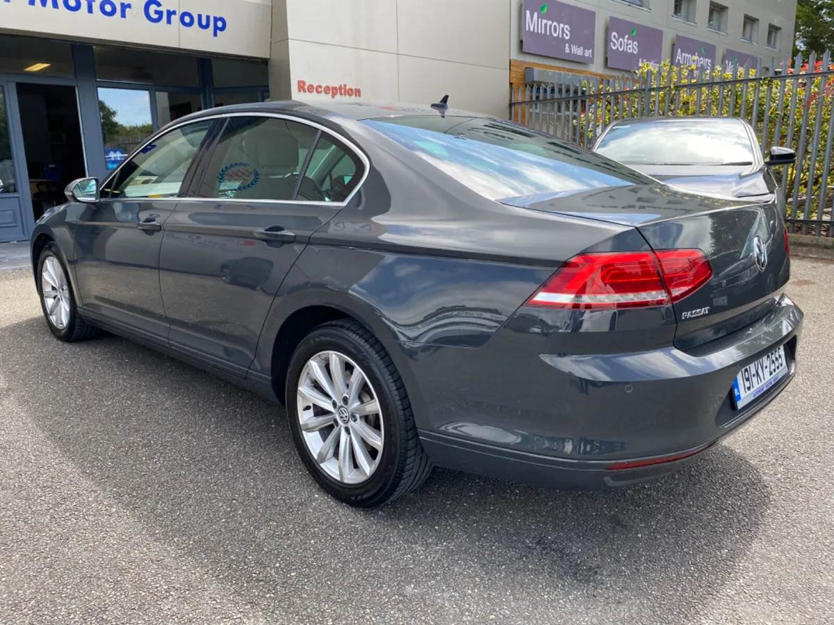 2.0 TDI COMFORTLINE (150bhp) - SAVE 2000eur - Image 2