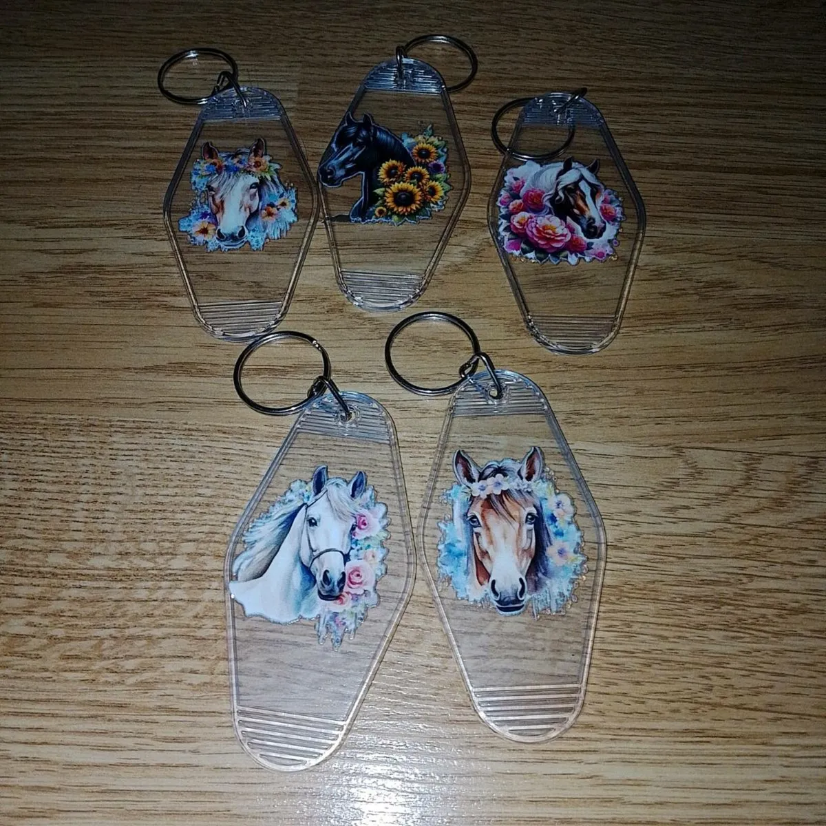 5 Horse themed keyrings