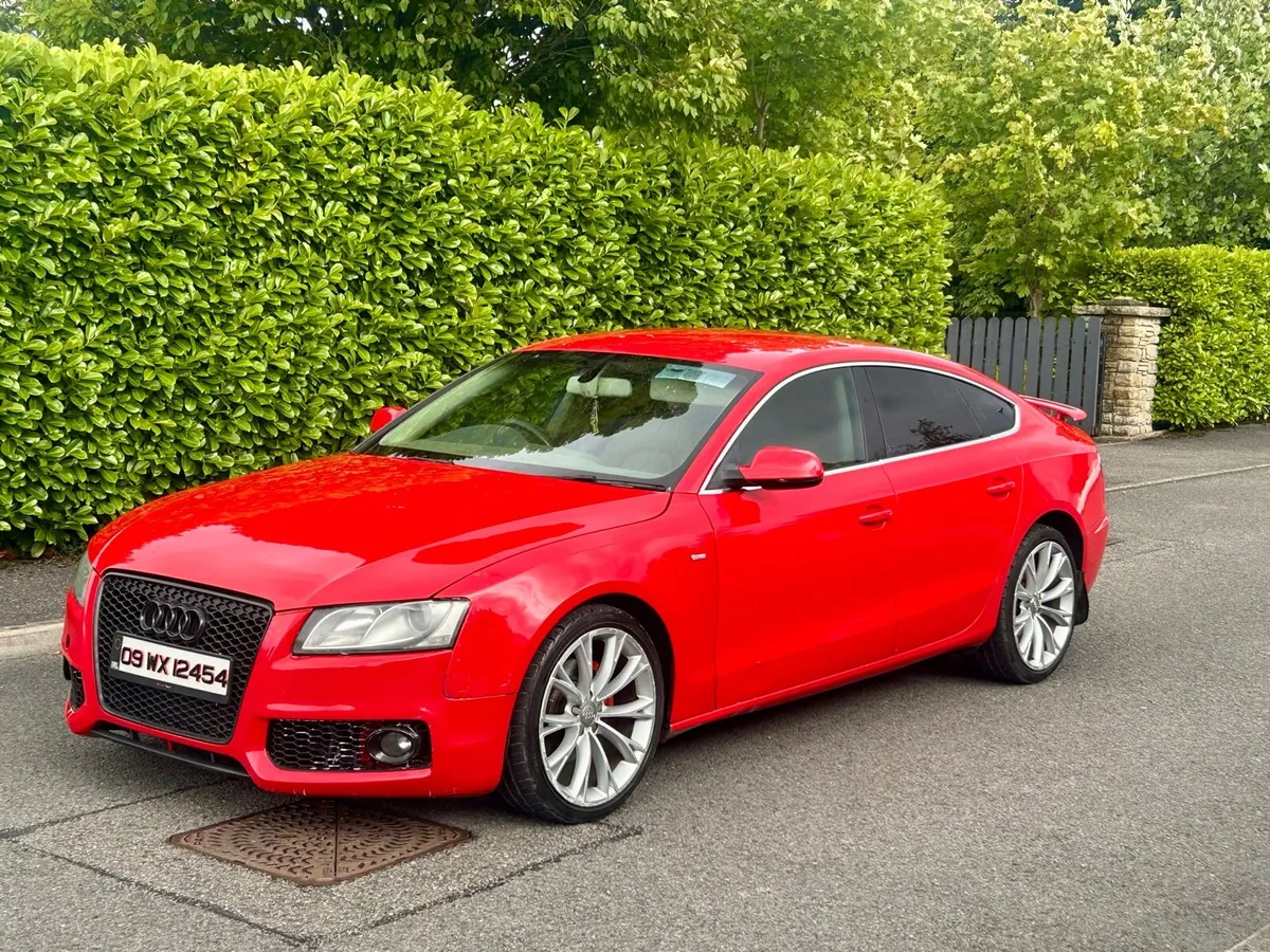 Audi A5 2.0tdi 4 doors - Image 1