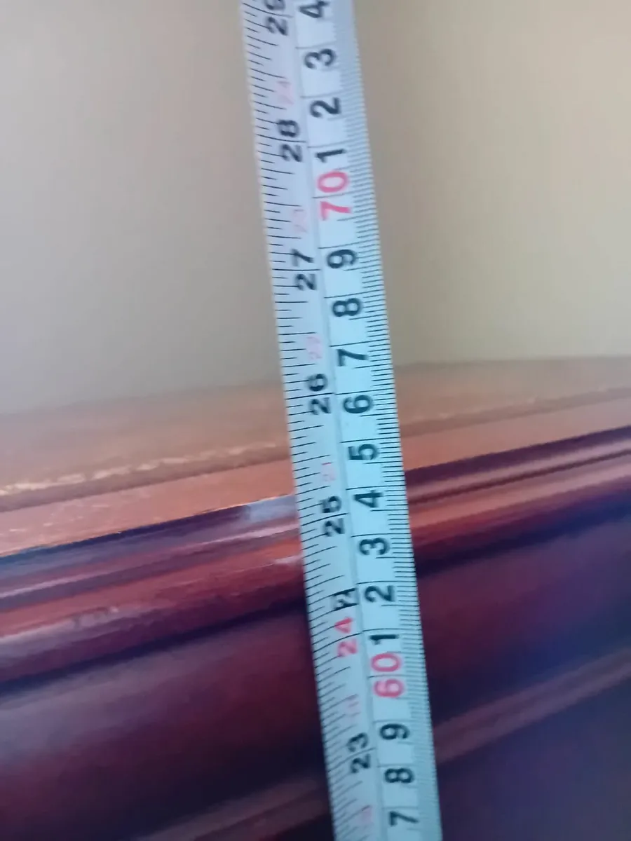 Occasional table - Image 2