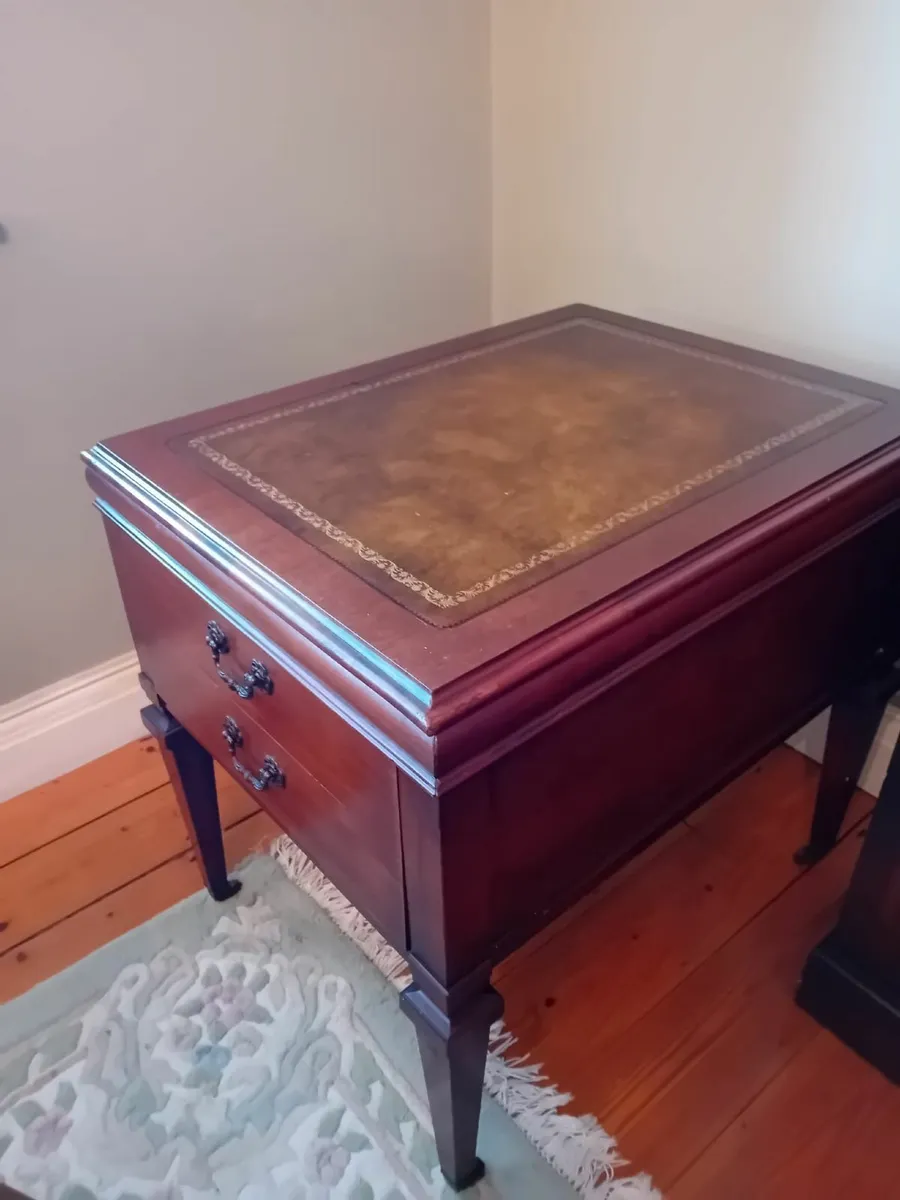 Occasional table - Image 3