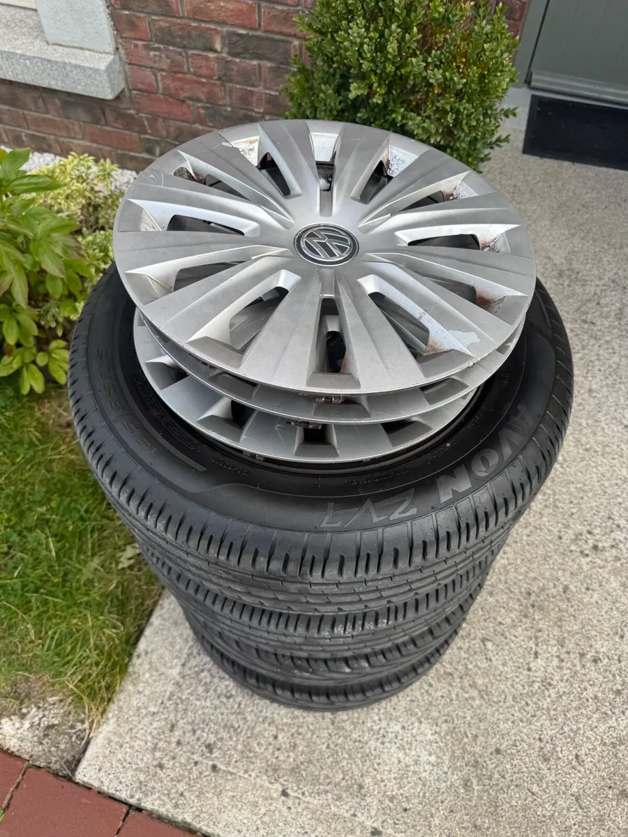 New R15 UNIROYAL Tyres 195/65 CADDY GOLF , PASSAT - Image 1