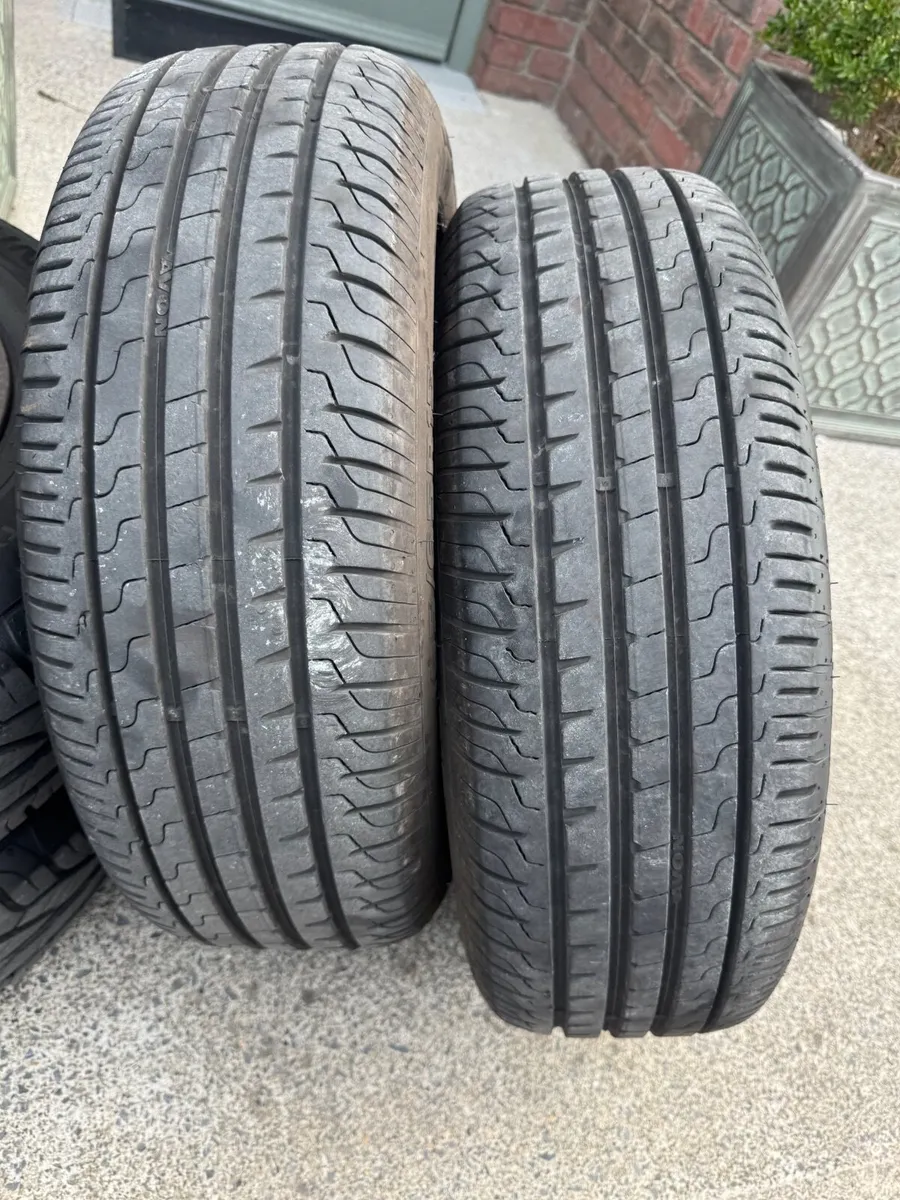 New R15 UNIROYAL Tyres 195/65 CADDY GOLF , PASSAT - Image 3