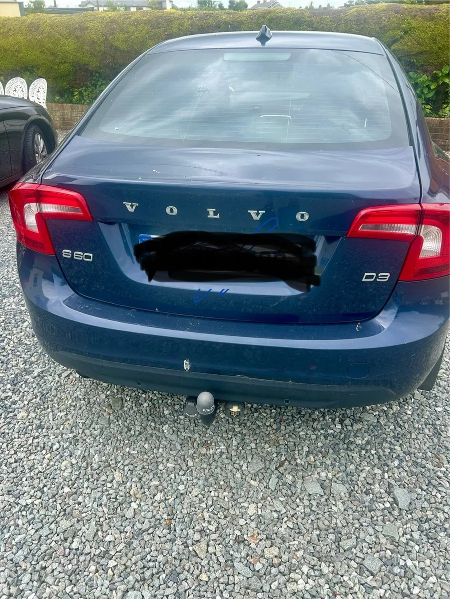 Car - Image 2