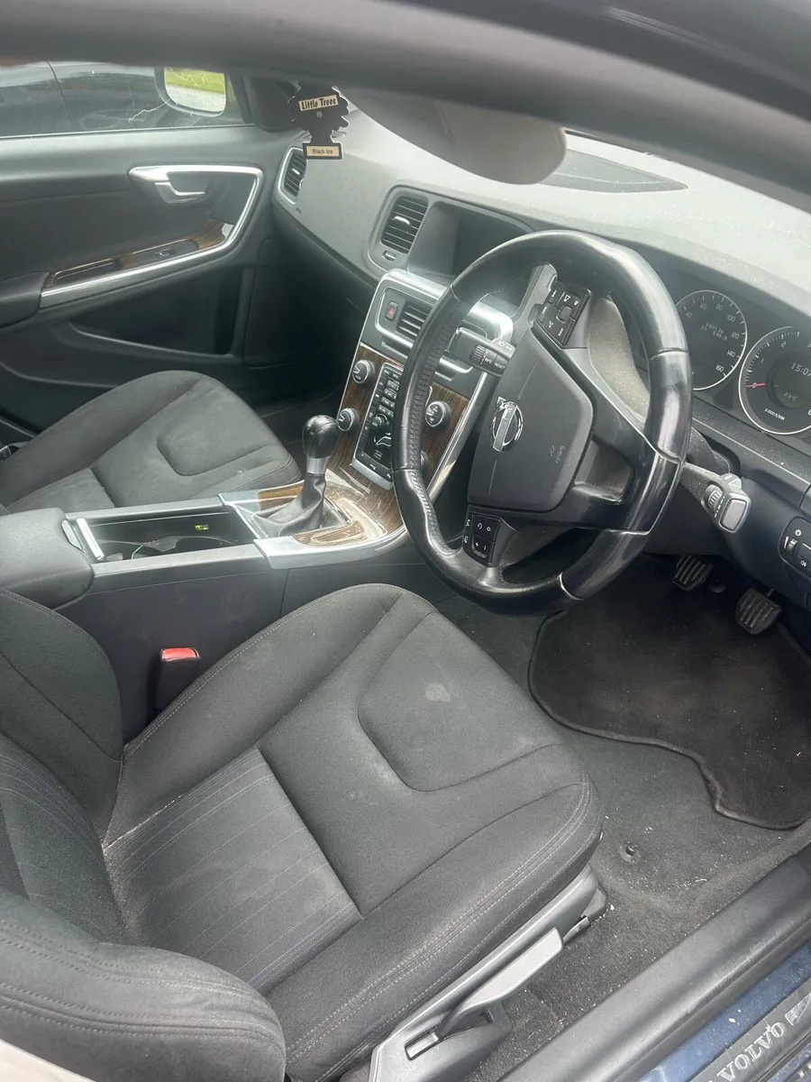 Car - Image 3