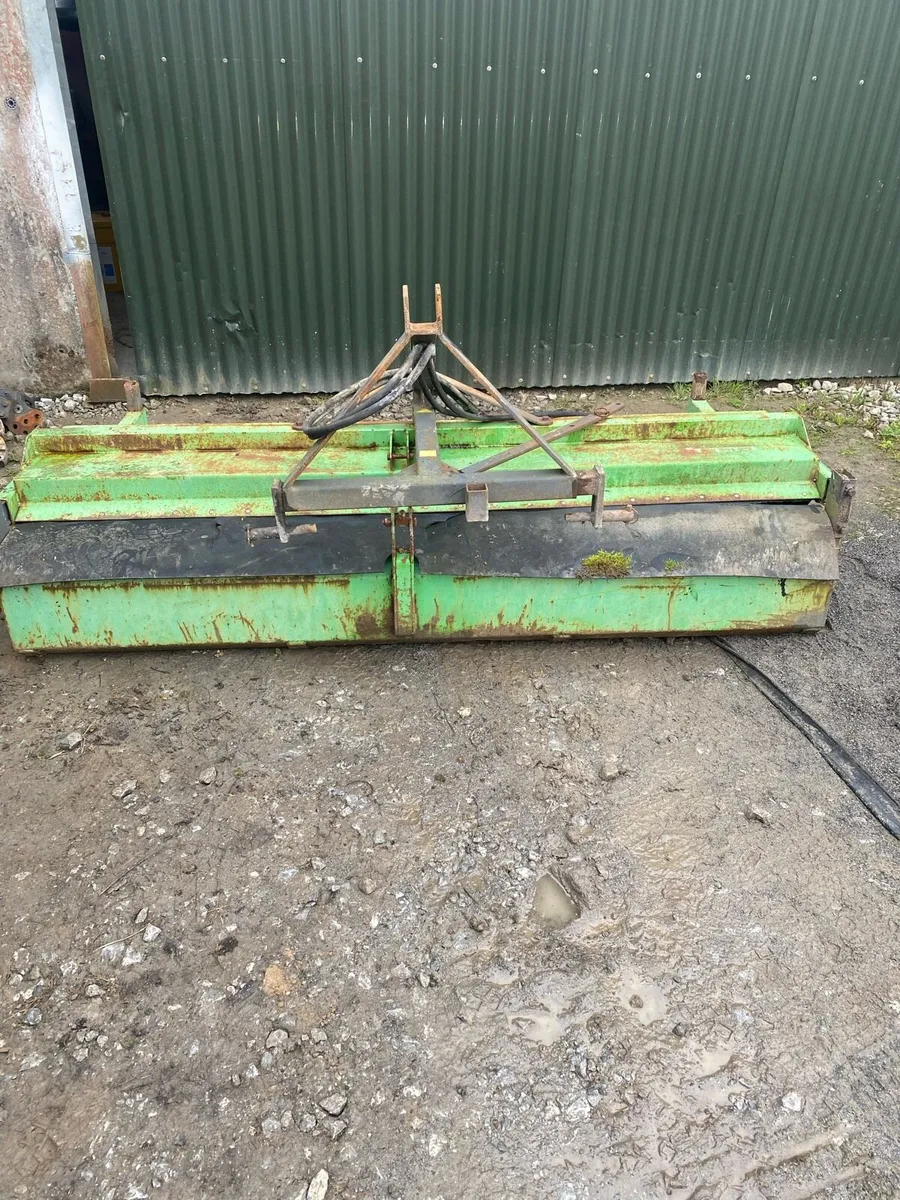 Tractor sweeper - Image 1