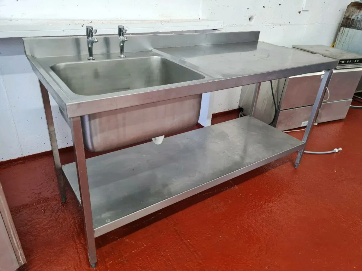 Stainless steel sinks - Image 1