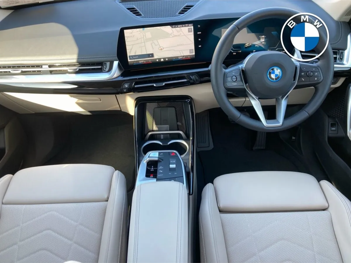 BMW iX1 Edrive20 Xline - Image 4