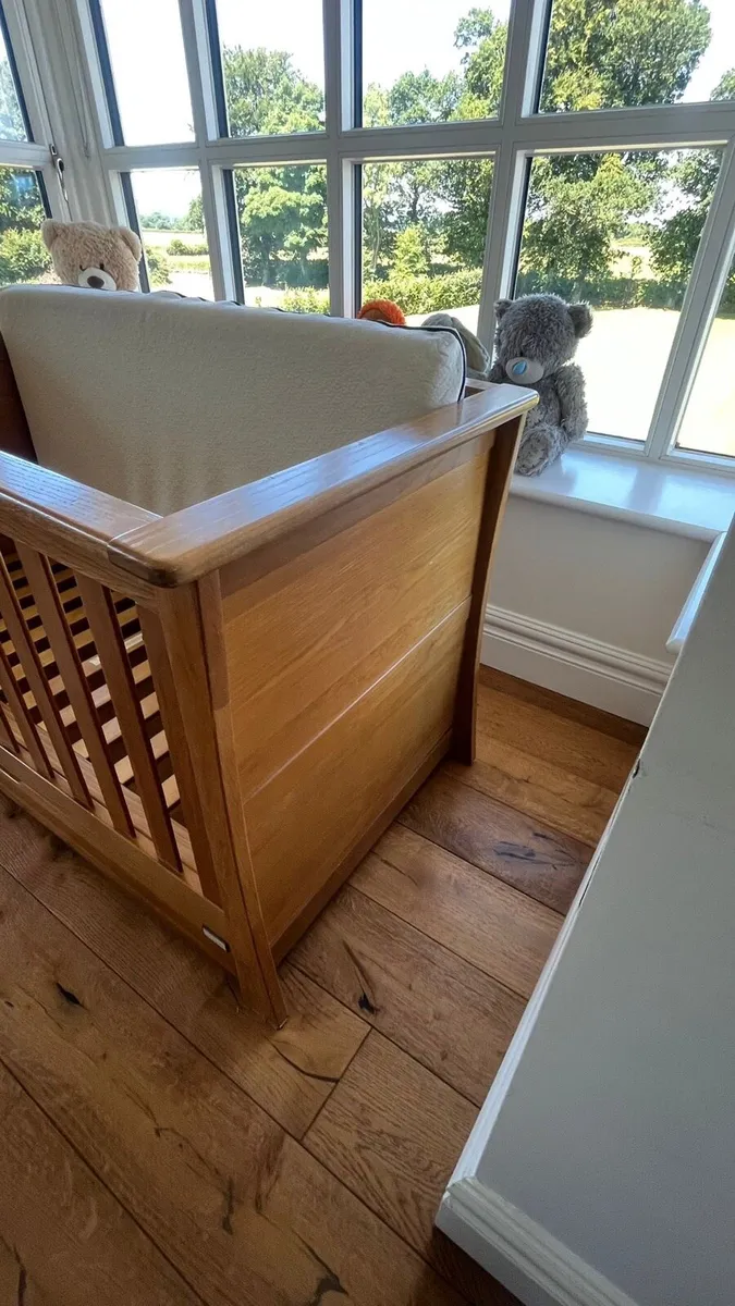 Mamas and Papas Cotbed - Image 4