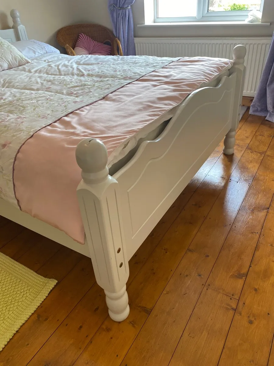 Double bed and mattress - Image 2