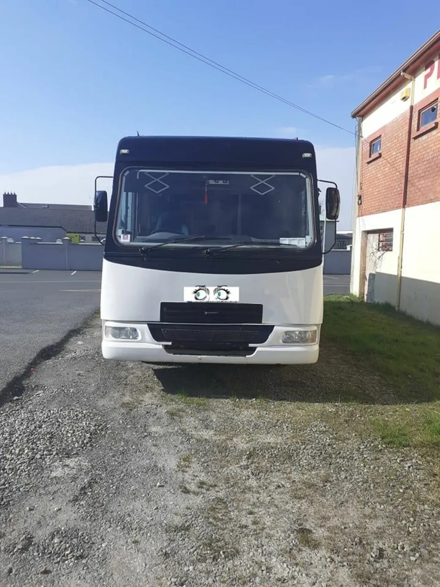 Camper van - Image 2
