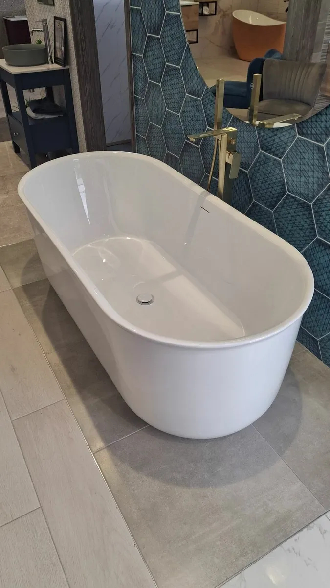 Freestanding Bath Benita 1700 × 780mm - Image 2