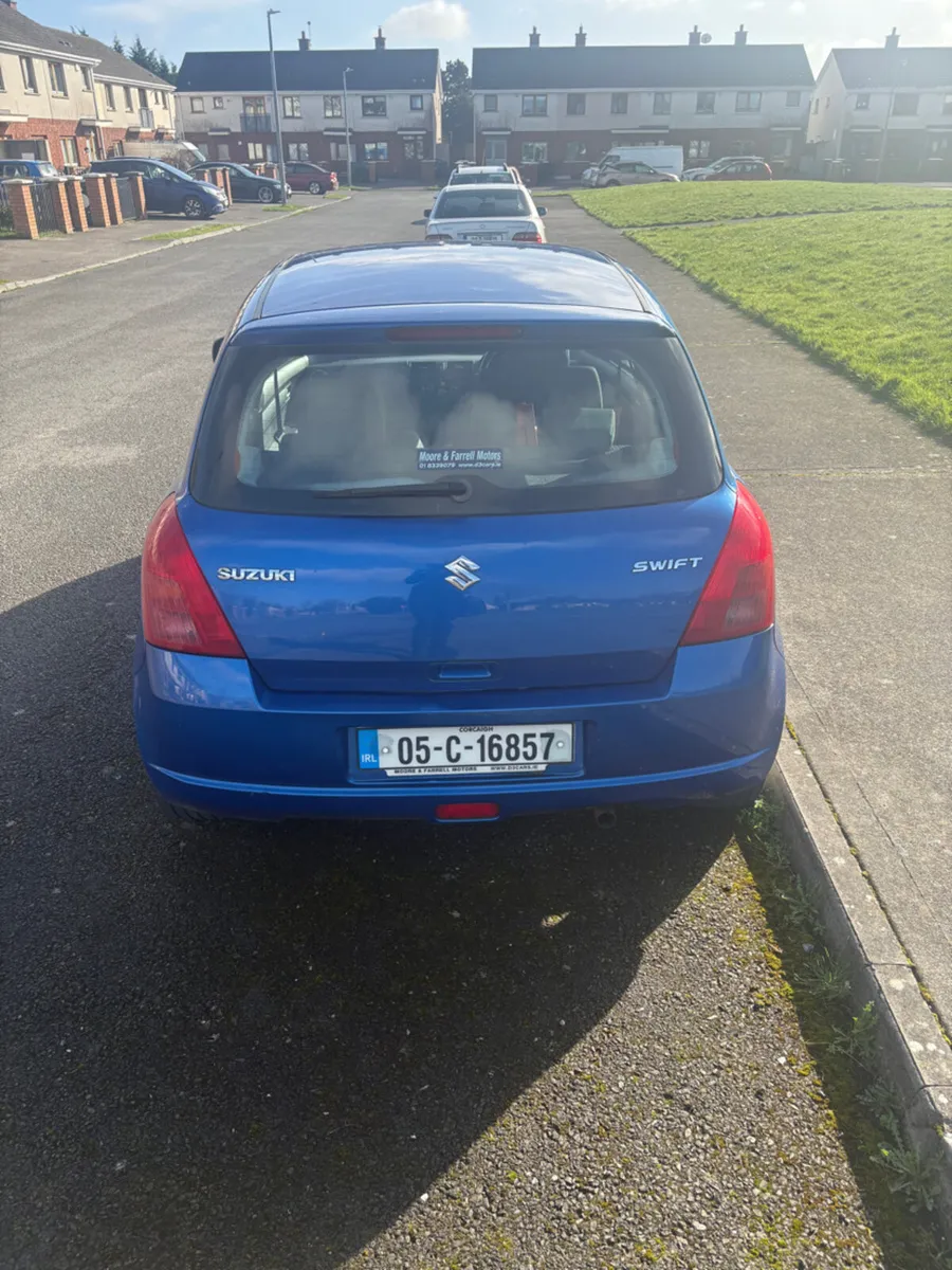 Suzuki Swift 2005 - Image 2