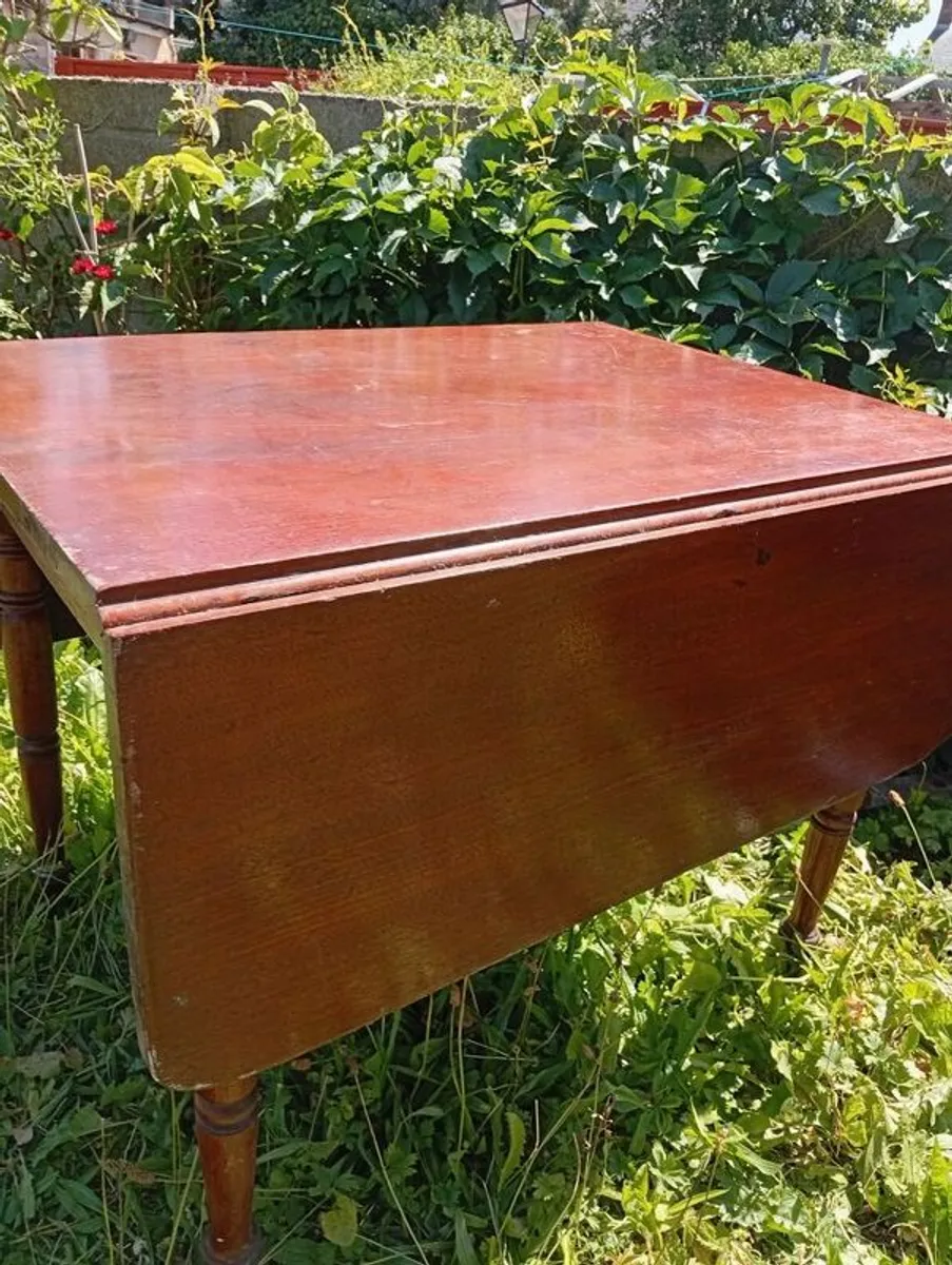 Mahogany table - Image 3