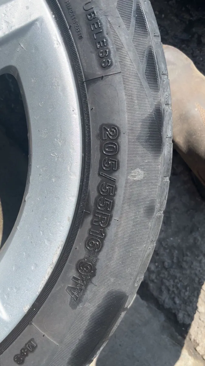 Bmw Alloys - Image 4