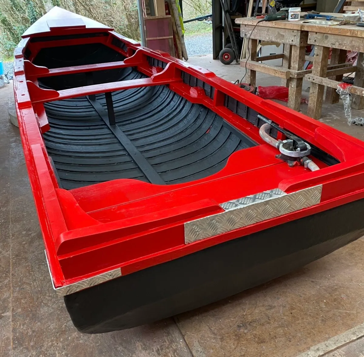 18 ft Currach boat and trailer - Image 2