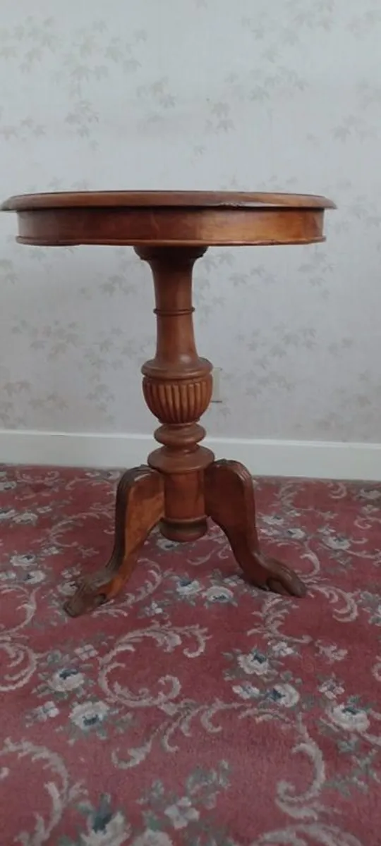Occasional table - Image 2