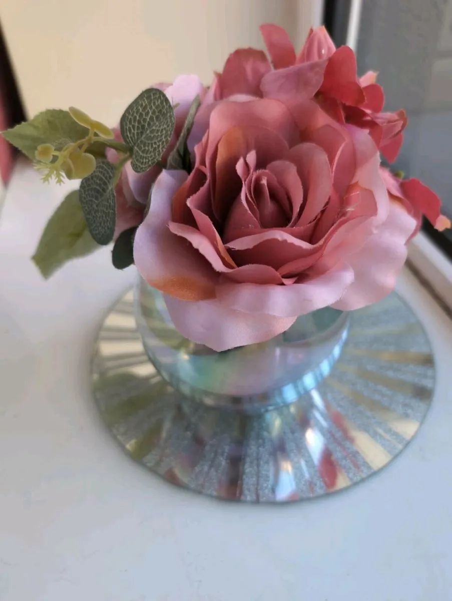 Home decor - Image 1