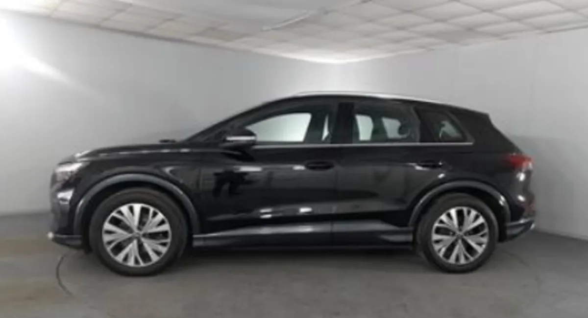 2023 Audi Q4 Etron - 125kW 35 55kWh SPORT - Image 1