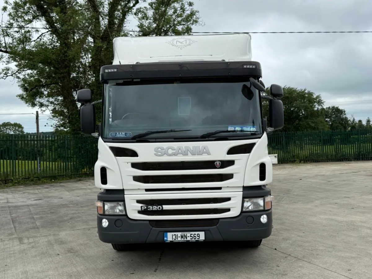 2013 SCANIA P320 18 TON 4X2 BOX VAN - Image 2