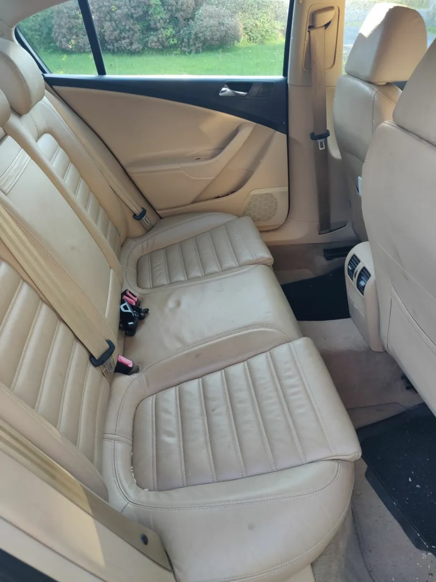 VW Passat Highline 2007 sale for parts - Image 4