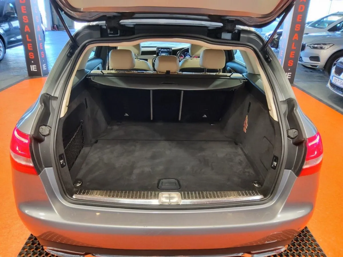 Mercedes-Benz C-Class C 220 D Estate Avantgarde A - Image 4