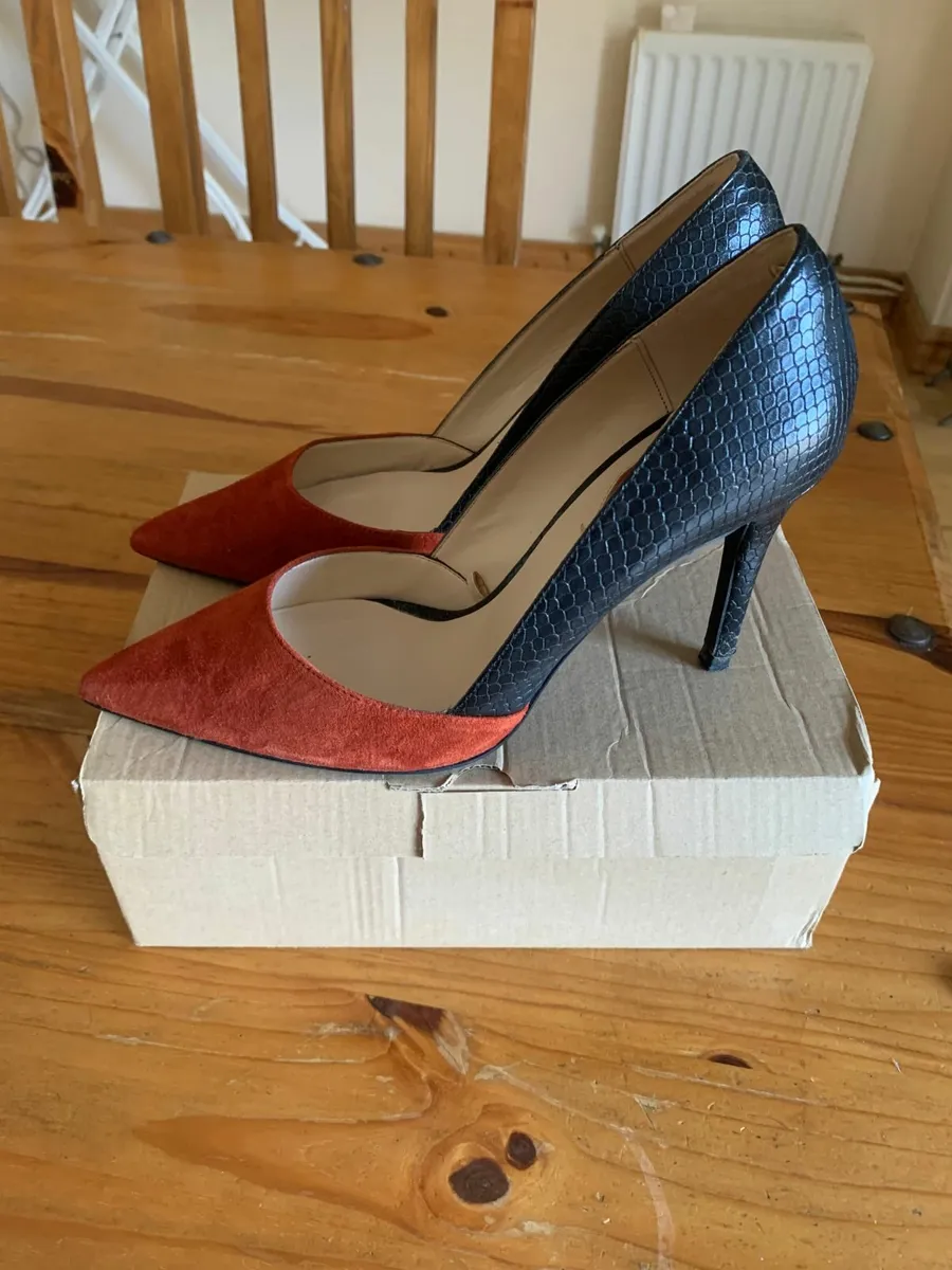 Zara Stiletto Leather Suede Shoes - Image 3