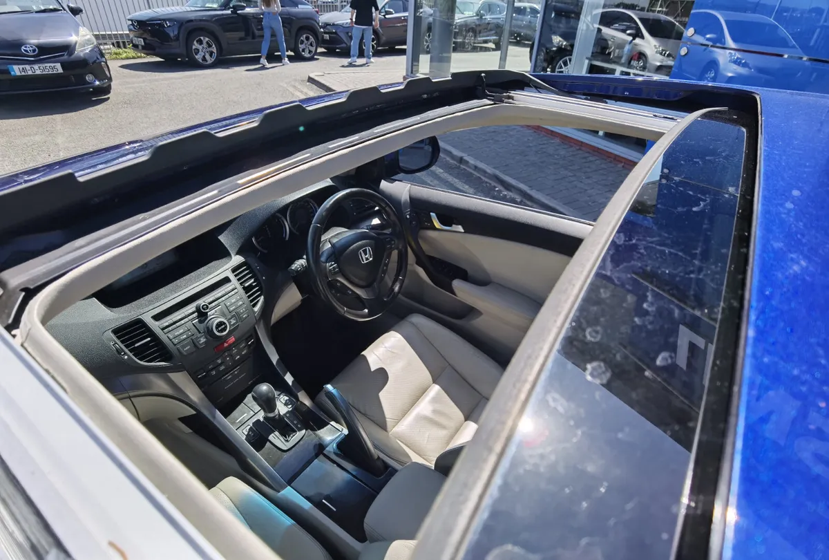 HONDA ACCORD 2.2 I-DTEC EX **SUNROOF** AUTOMATIC - Image 2