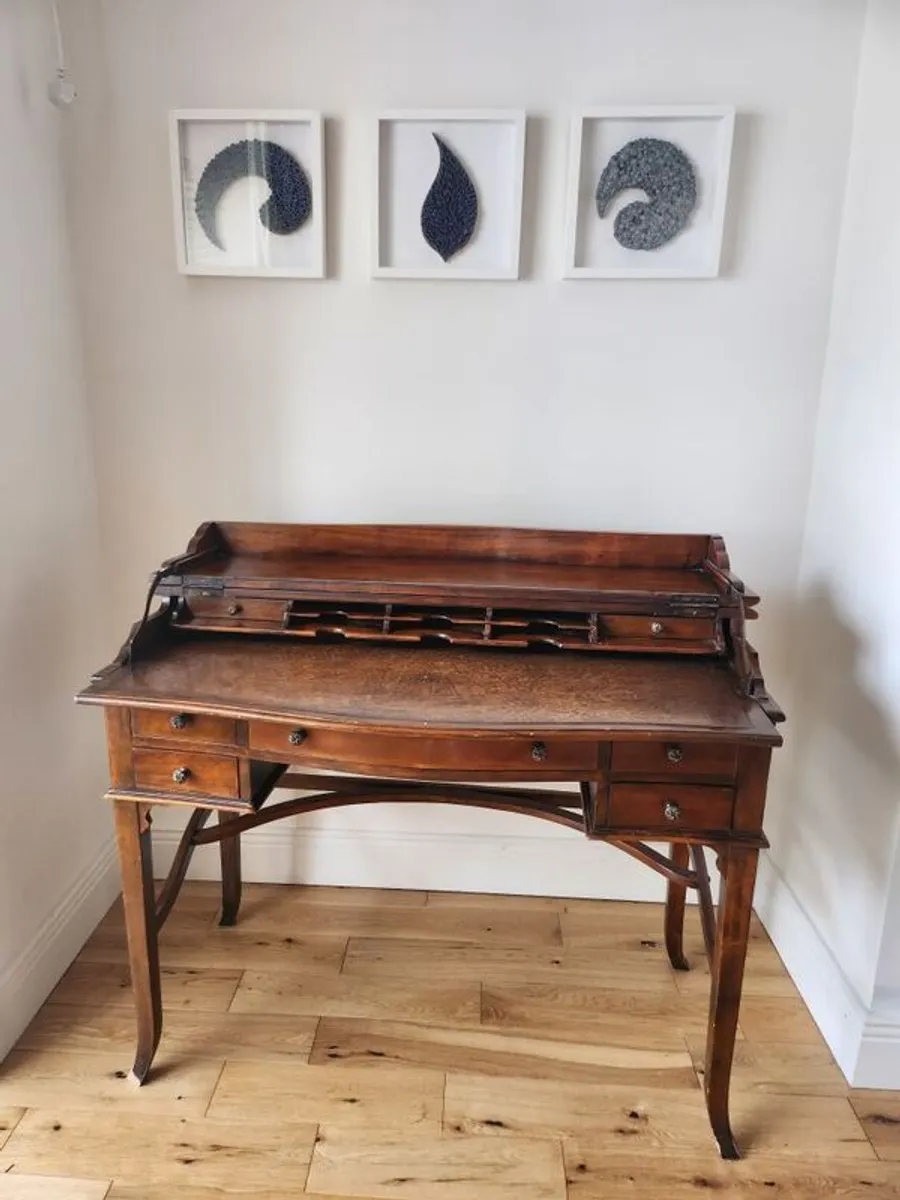 beautiful writing desk - Image 2