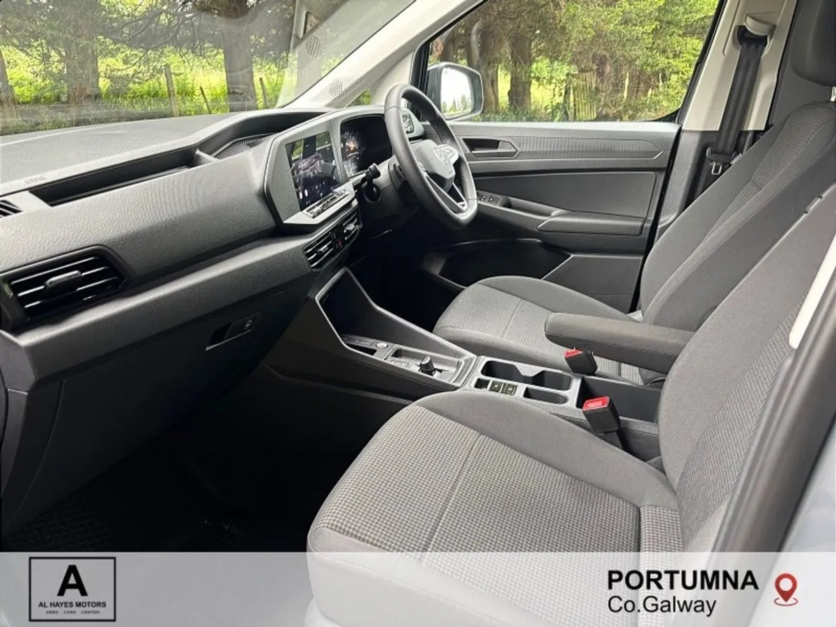 Volkswagen Caddy Automatic Business 2.0 TDI 122HP - Image 4