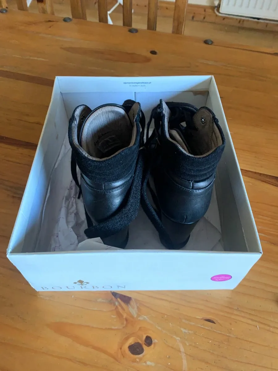 Amy Huberman Black Wedge Leather Boots - Image 3